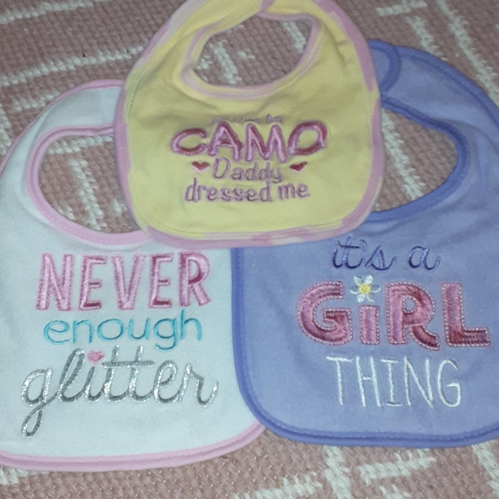 Baby bib bundle NWOT